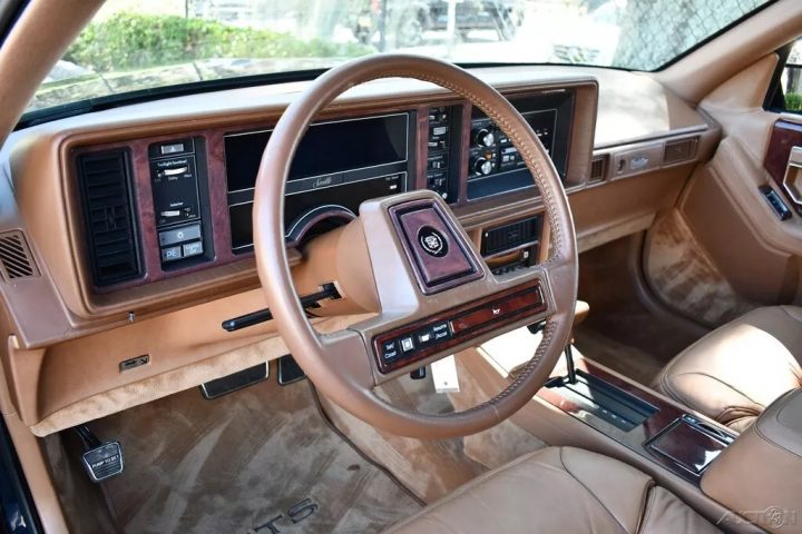 1988 Cadillac Seville dash.