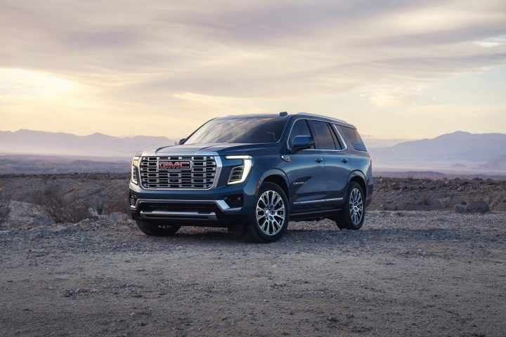 Front three-quarter view of the 2025 GMC Yukon Denali for Australia and NZ.