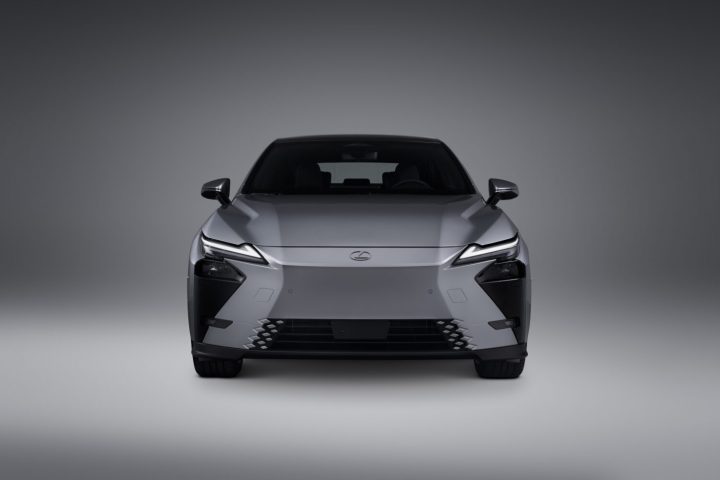 2026 Lexus ES front end.
