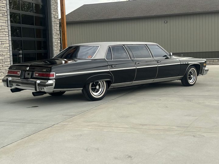 1976 Buick LeSabre limo rear three quarter angle.