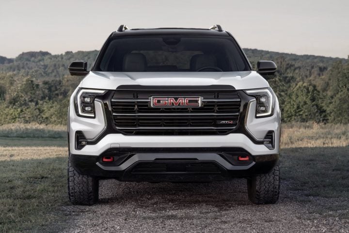 Front view of the GMC Terrain AT4.
