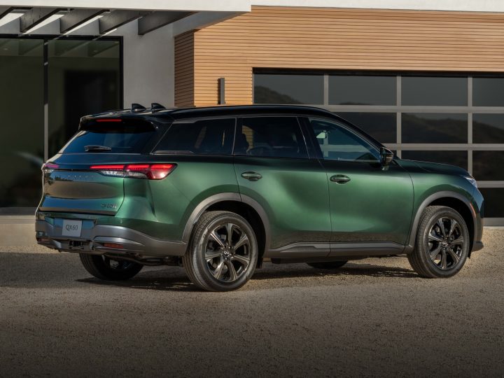 2026 Infiniti QX60 rear three quarter angle.