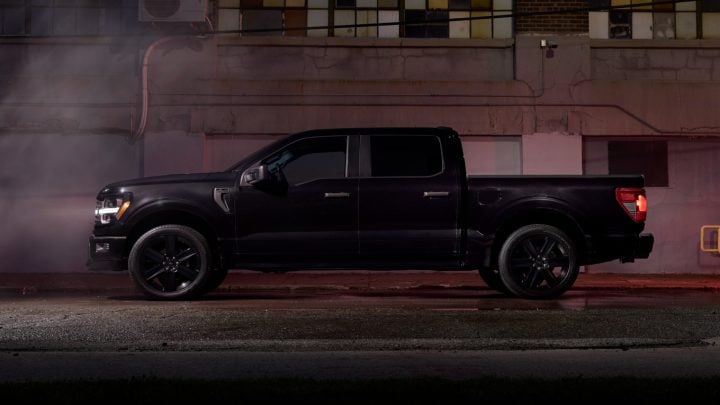 Ford F-150 Lobo driver side profile.